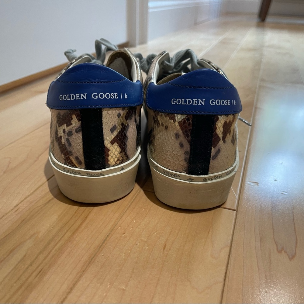 Golden goose